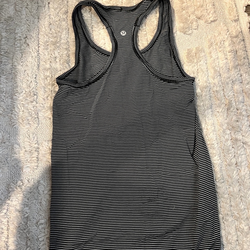 Lululemon tank top